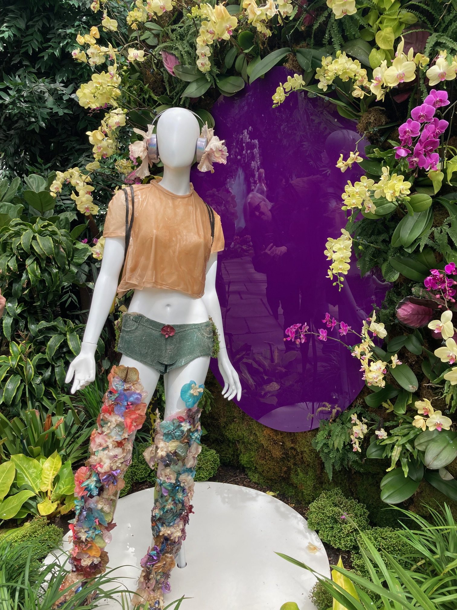Art Appreciation Tours Program by Sizzle Arts Attends: The Orchid Show – Florals in Fashion — photo 12