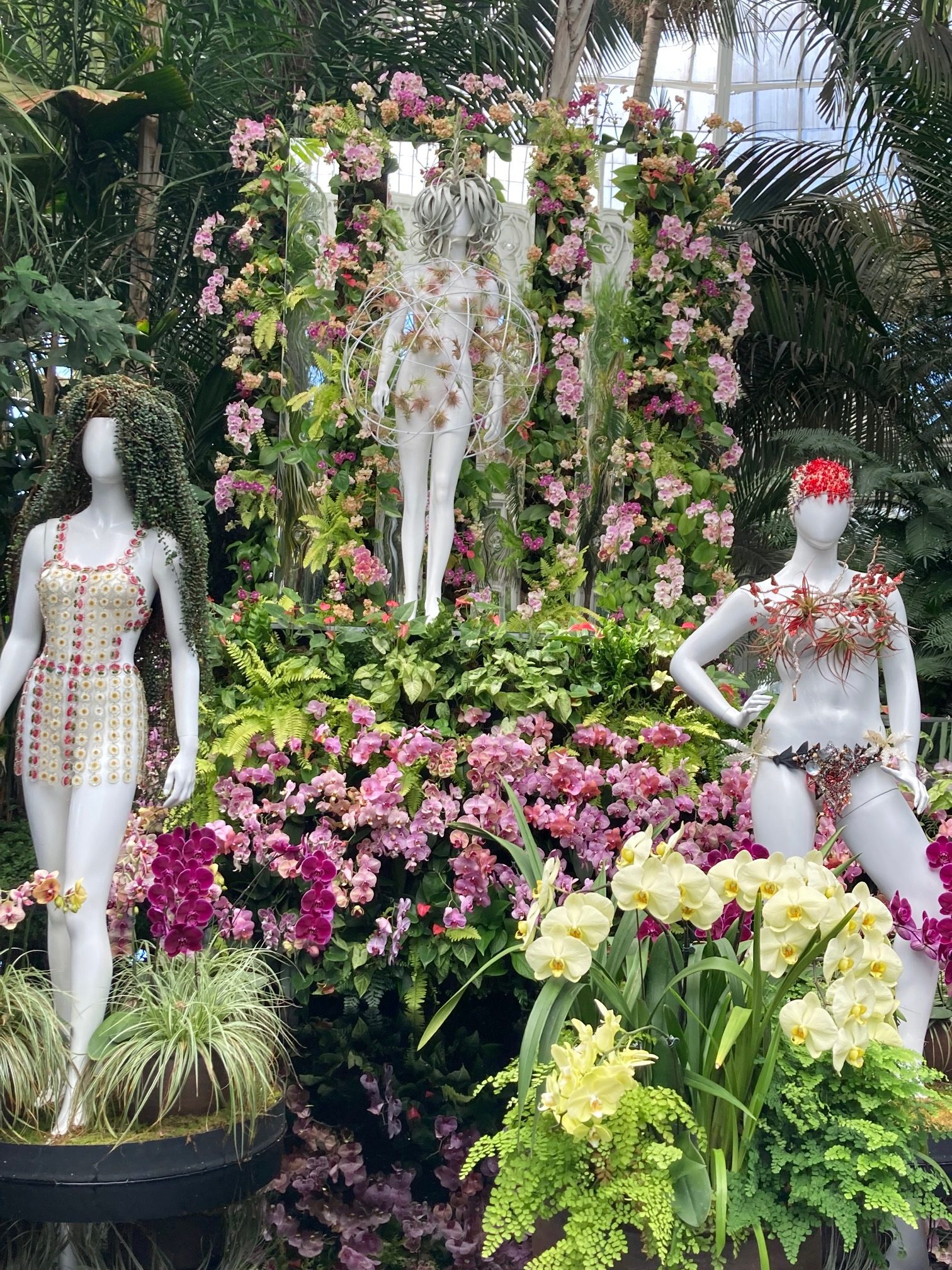 Art Appreciation Tours Program by Sizzle Arts Attends: The Orchid Show – Florals in Fashion — photo 7