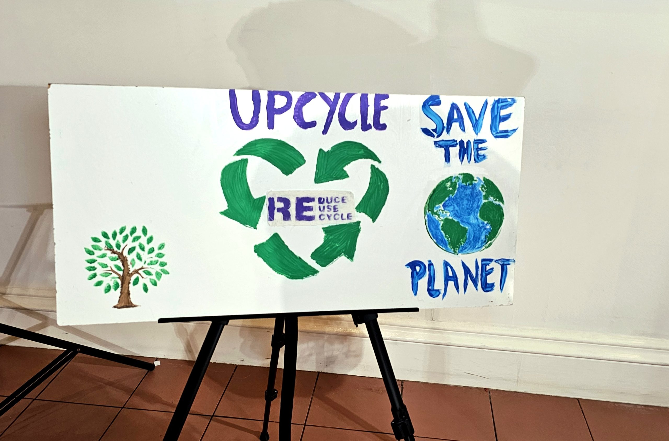 Sizzle Arts Hosts Upcycled Exhibition Designs @ NY Fashion Week to Raise Environmental Awareness — photo 3