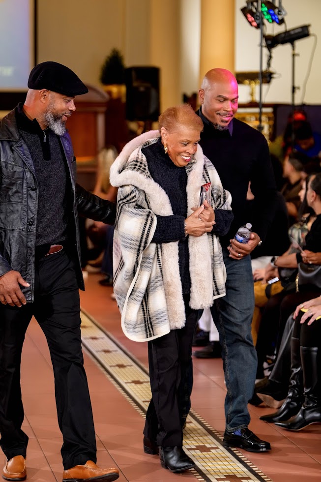 Sizzle Arts Legacy Awards: Honoring the Late John Smith at Upcycle Fashion Week — photo 3